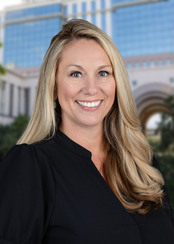 Lindsay_Schrader_R3_resized