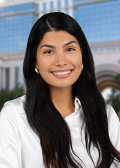 emily-valencia-paralegal-174×244